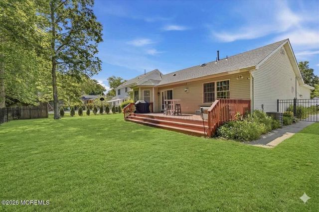 961 Buccaneer Lane, Manahawkin, NJ 08050