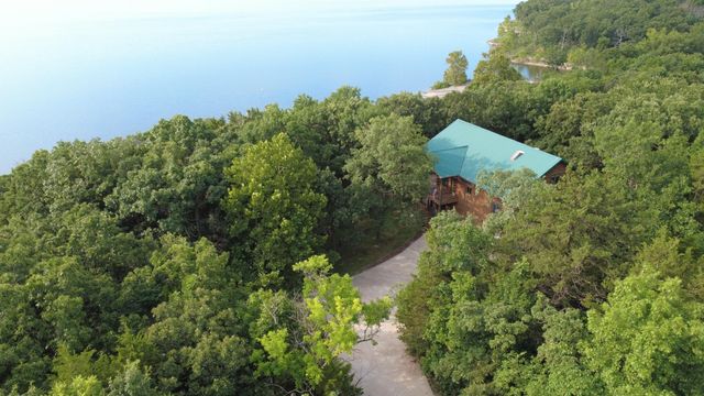 20816 Valley View Trail, Wheatland, MO 65779