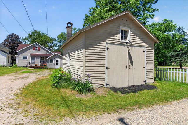 820 Rose Avenue, Big Rapids, MI 49307