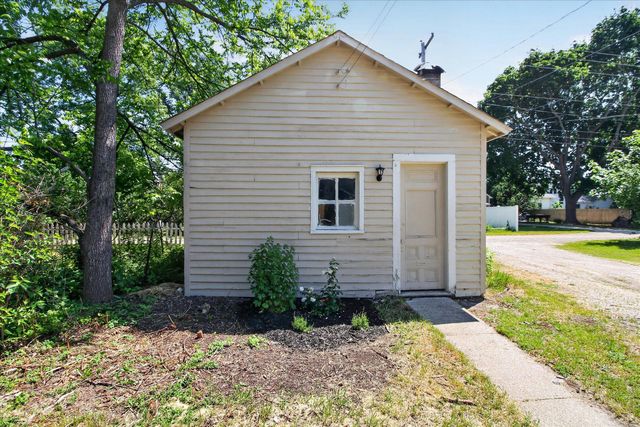 820 Rose Avenue, Big Rapids, MI 49307