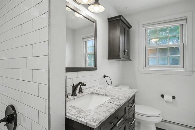 268 Davis St, Northborough, MA 01532