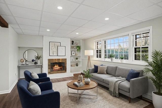 268 Davis St, Northborough, MA 01532