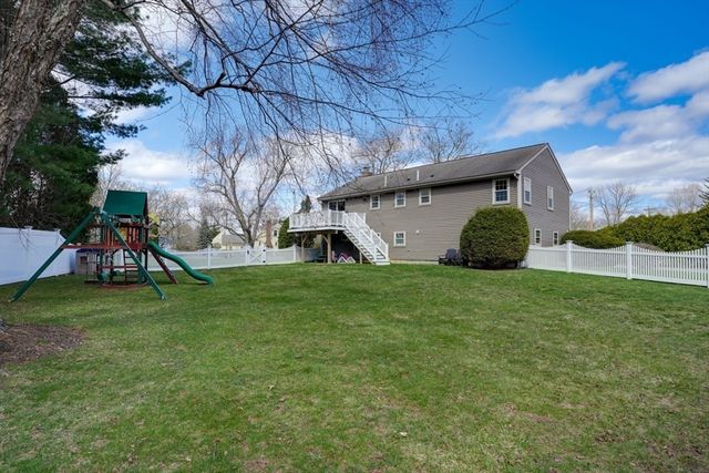 268 Davis St, Northborough, MA 01532