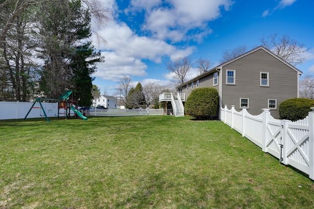 268 Davis St, Northborough, MA 01532
