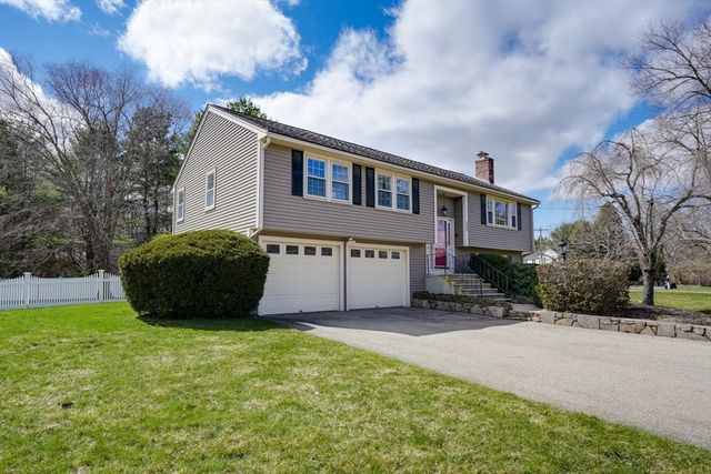 268 Davis St, Northborough, MA 01532