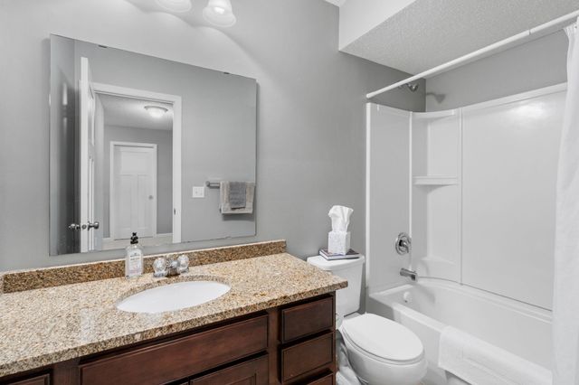 14004 Adrian Court, Rosemount, MN 55068