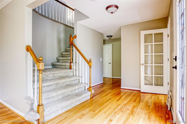 1346 Arbor Creek, Rochester Hills, MI 48306