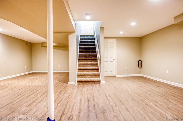 1346 Arbor Creek, Rochester Hills, MI 48306