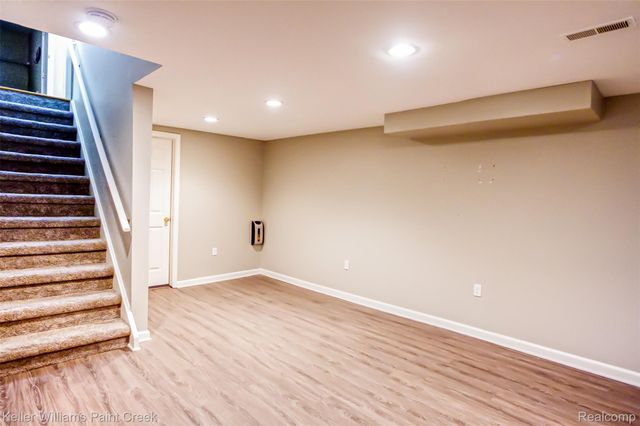 1346 Arbor Creek, Rochester Hills, MI 48306