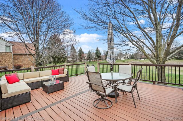 1346 Arbor Creek, Rochester Hills, MI 48306