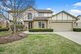 1346 Arbor Creek, Rochester Hills, MI 48306