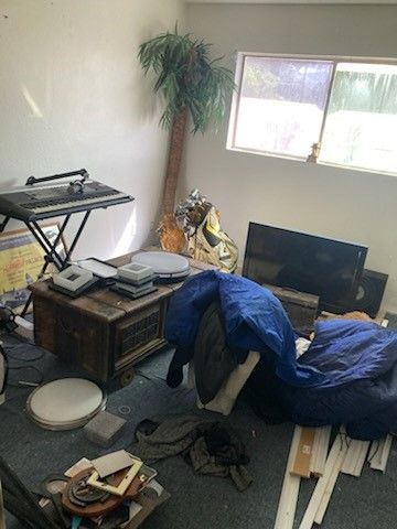 13220 Tripoli Avenue, Sylmar (los Angeles), CA 91342