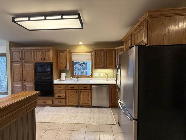 201 JENNA DRIVE, Unknown, WI 53593