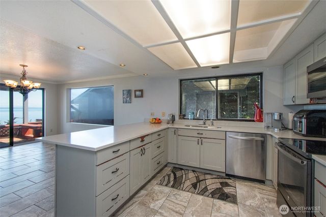 1801 Harborcrest Place, Port Angeles, WA 98362
