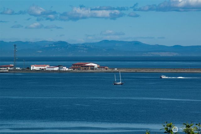 1801 Harborcrest Place, Port Angeles, WA 98362
