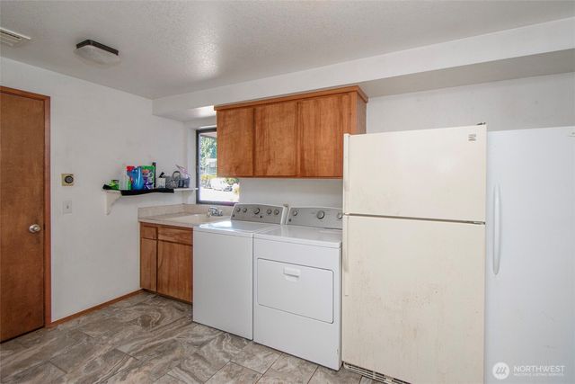 1801 Harborcrest Place, Port Angeles, WA 98362