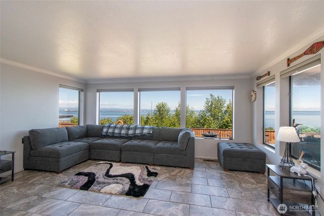 1801 Harborcrest Place, Port Angeles, WA 98362