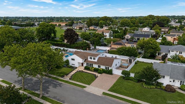 61 Hemlock Lane, Massapequa Park, NY 11762