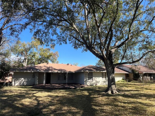 5103 Creekbend Drive, Houston, TX 77035
