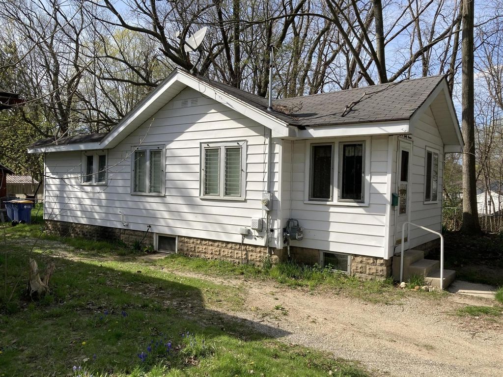 3067 Effie Place, Grand Rapids, MI 49505