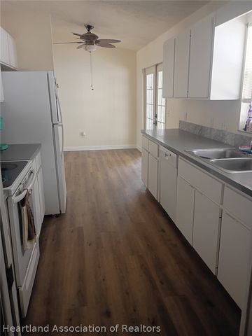 339 Comanche Street NW, Lake Placid, FL 33852