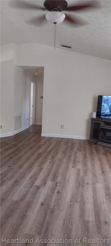 339 Comanche Street NW, Lake Placid, FL 33852