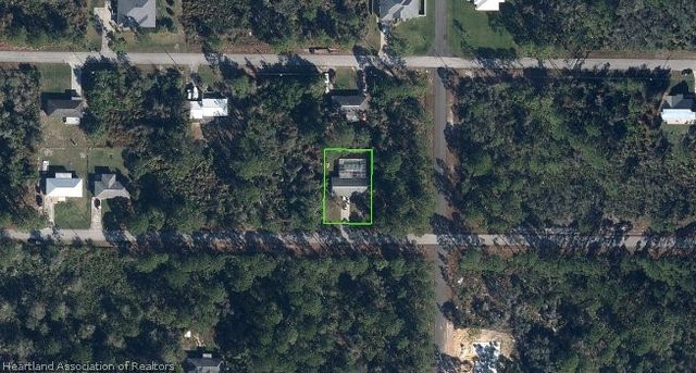 339 Comanche Street NW, Lake Placid, FL 33852