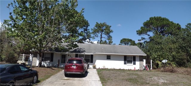 339 Comanche Street NW, Lake Placid, FL 33852