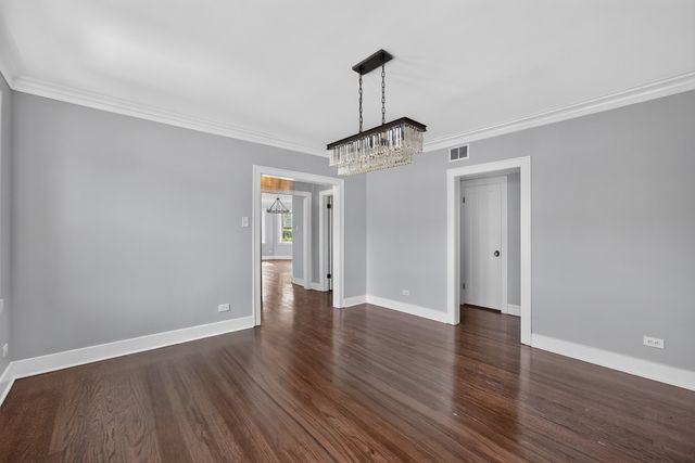 1101 S OAK PARK Avenue 2, Oak Park, IL 60304