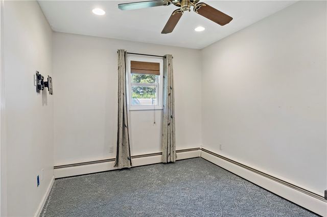 15 Mollusk Drive, North Kingstown, RI 02874