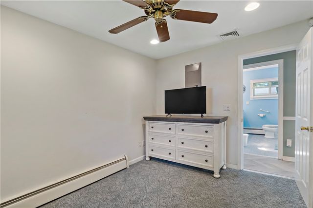 15 Mollusk Drive, North Kingstown, RI 02874