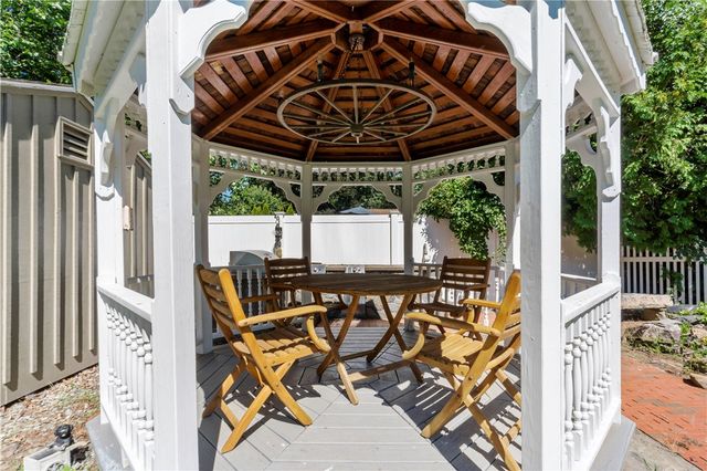 15 Mollusk Drive, North Kingstown, RI 02874