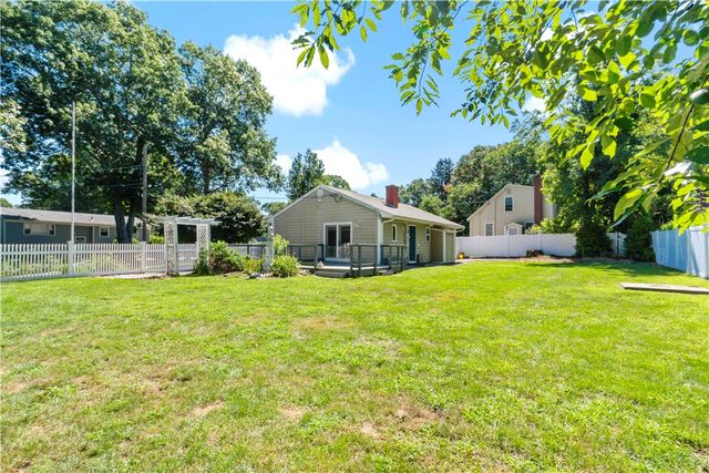 15 Mollusk Drive, North Kingstown, RI 02874
