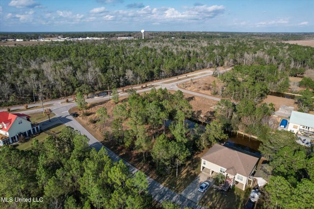 3430 Lumahai Place, Diamondhead, MS 39525