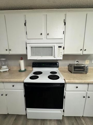 15146 Aguila Avenue, Fort Pierce, FL 34951