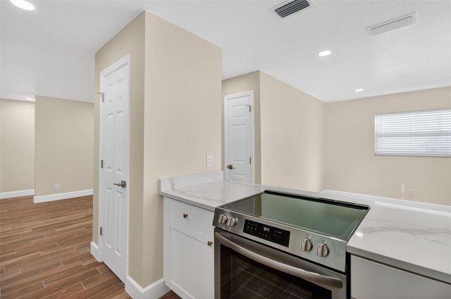 3117 W LA SALLE STREET, Tampa, FL 33607