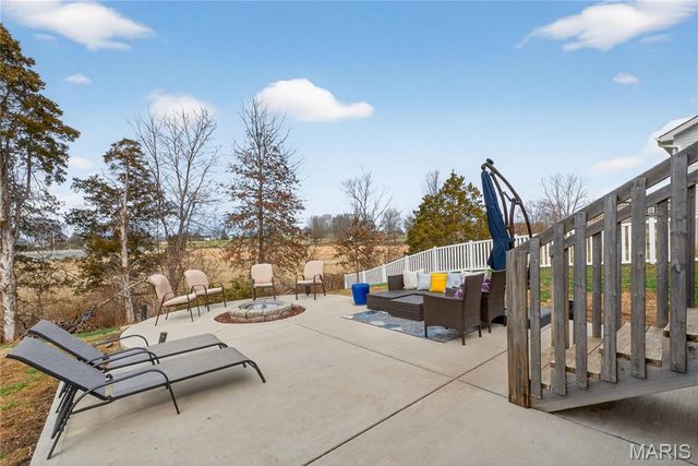 129 Hadley Grove Drive, Moscow Mills, MO 63362