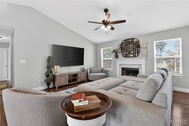 129 Hadley Grove Drive, Moscow Mills, MO 63362