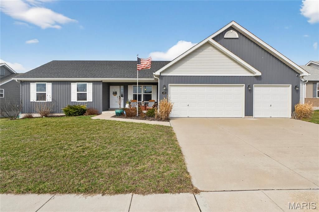 129 Hadley Grove Drive, Moscow Mills, MO 63362