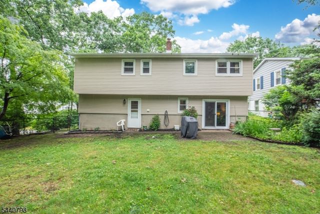 309 Knox Way, Hopatcong Boro, NJ 07843