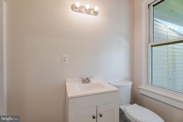 427 FOURTH ST, Shenandoah, VA 22849