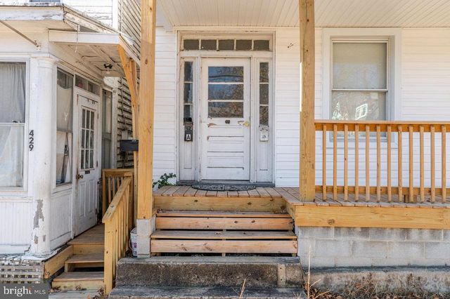 427 FOURTH ST, Shenandoah, VA 22849