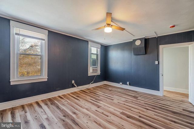 427 FOURTH ST, Shenandoah, VA 22849