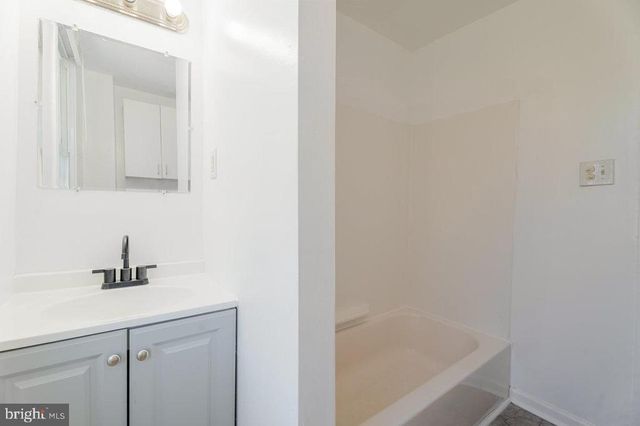 427 FOURTH ST, Shenandoah, VA 22849