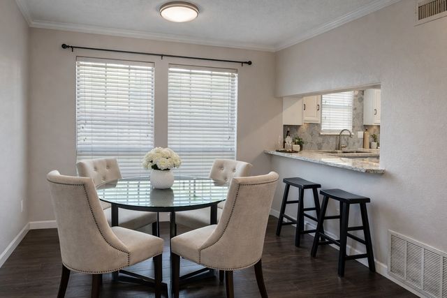 3635 Garden Brook Drive 118, Farmers Branch, TX 75234