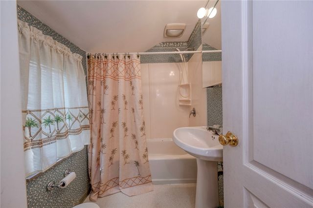4350 Homestead Duquesne Rd, Munhall, PA 15120
