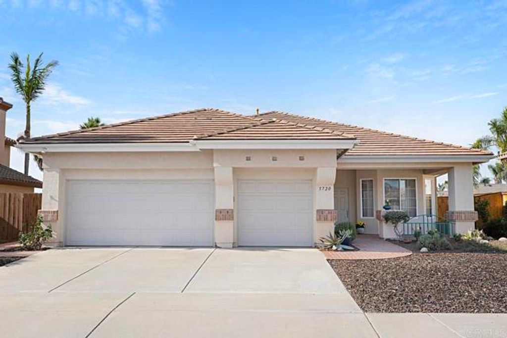 5720 Dartmoor Circle SMART Real Estate