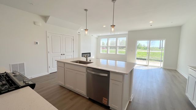 14473 103rd Place N, Maple Grove, MN 55369