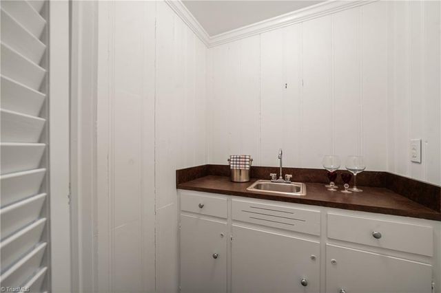 2540 Buena Vista Road, Winston-salem, NC 27104