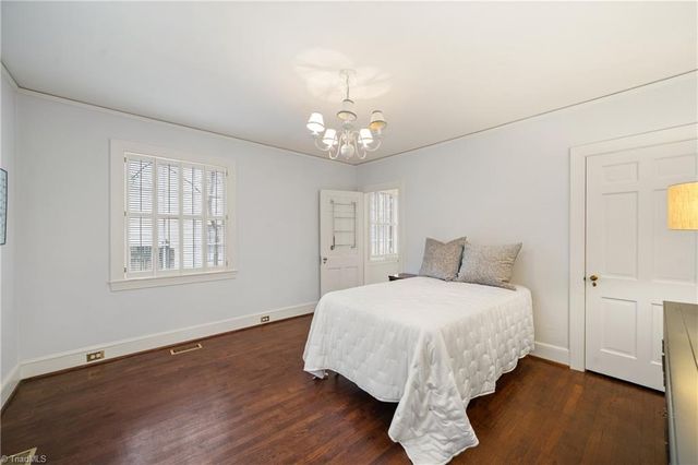 2540 Buena Vista Road, Winston-salem, NC 27104